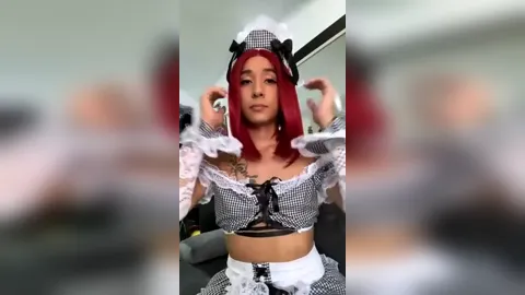 x_mariana_s Masturbates In Maid Costume