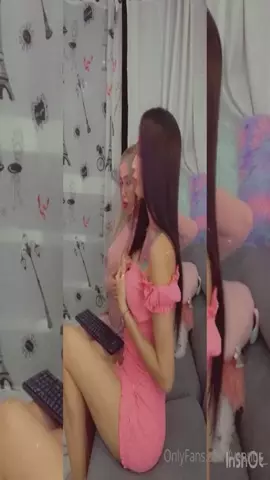 Pamela Ferrer Mutual Blowjob On Live Cam