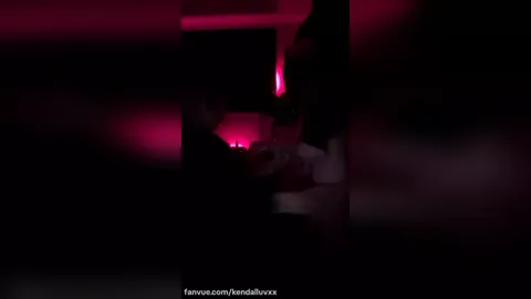 Kendalluvxx Late Night Blowjob With Deepthroat
