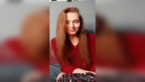 LilWolfy69 Masturbates With Cumshot