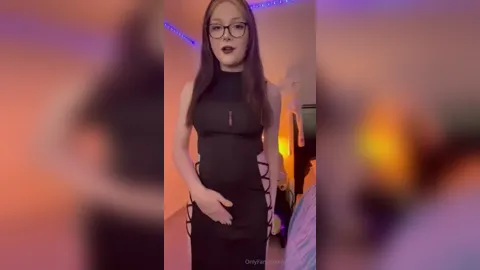 Gothwaifu11 Masturbates In Sexy Dress