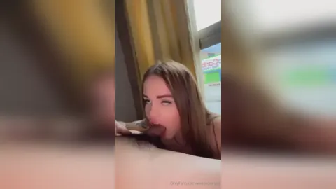 Valery McQueen Blowjob With Headpush
