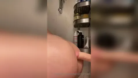 Mia Karolys Dildo Play In The Bathroom
