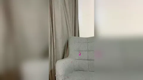 Mia Karolys Playing With Dildo In High Heels