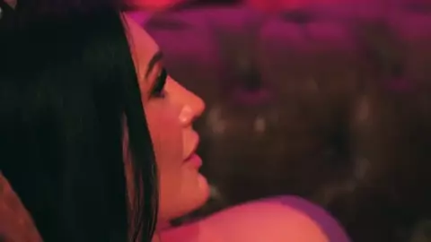 Bella Joie First Shemale on Girl Sextape