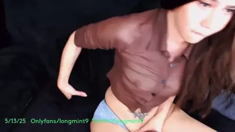 Jasmine Longmint - Big Cock Shemale Cumming on Face