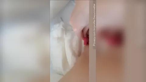 Sayuri Mattar - Toying in Bedroom