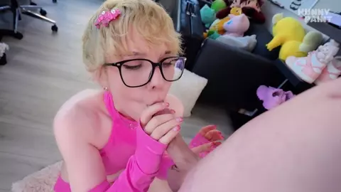 Cute Fraternity Bimboi Hunnypaint Sucks Dick And Gets Fucked